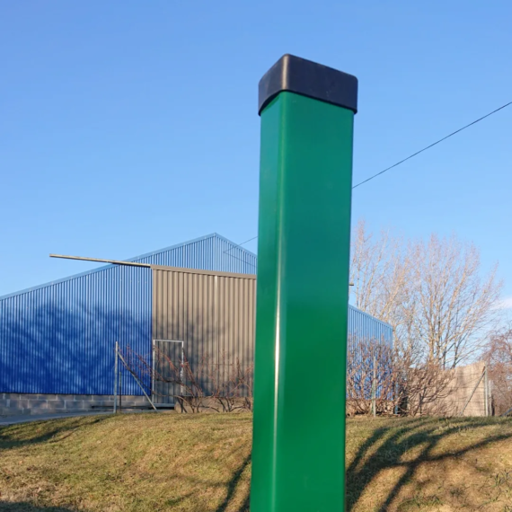 Zártszelvényes oszlop Zöld. 2,00 m